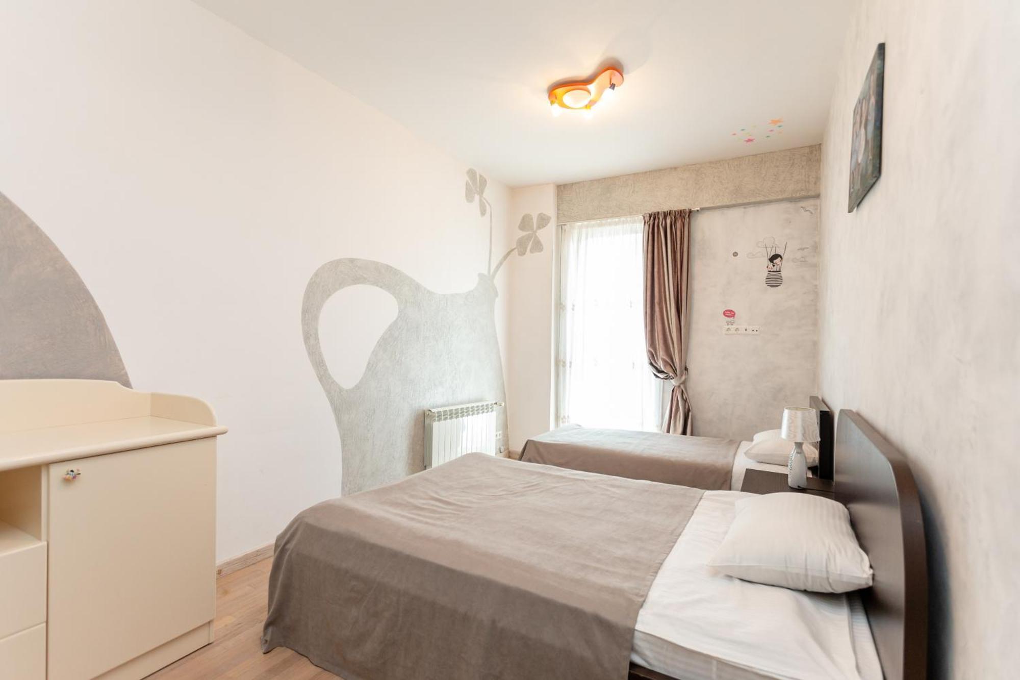 Serviced Apartment On Rustaveli Avenue 9 Tbilisi Luaran gambar