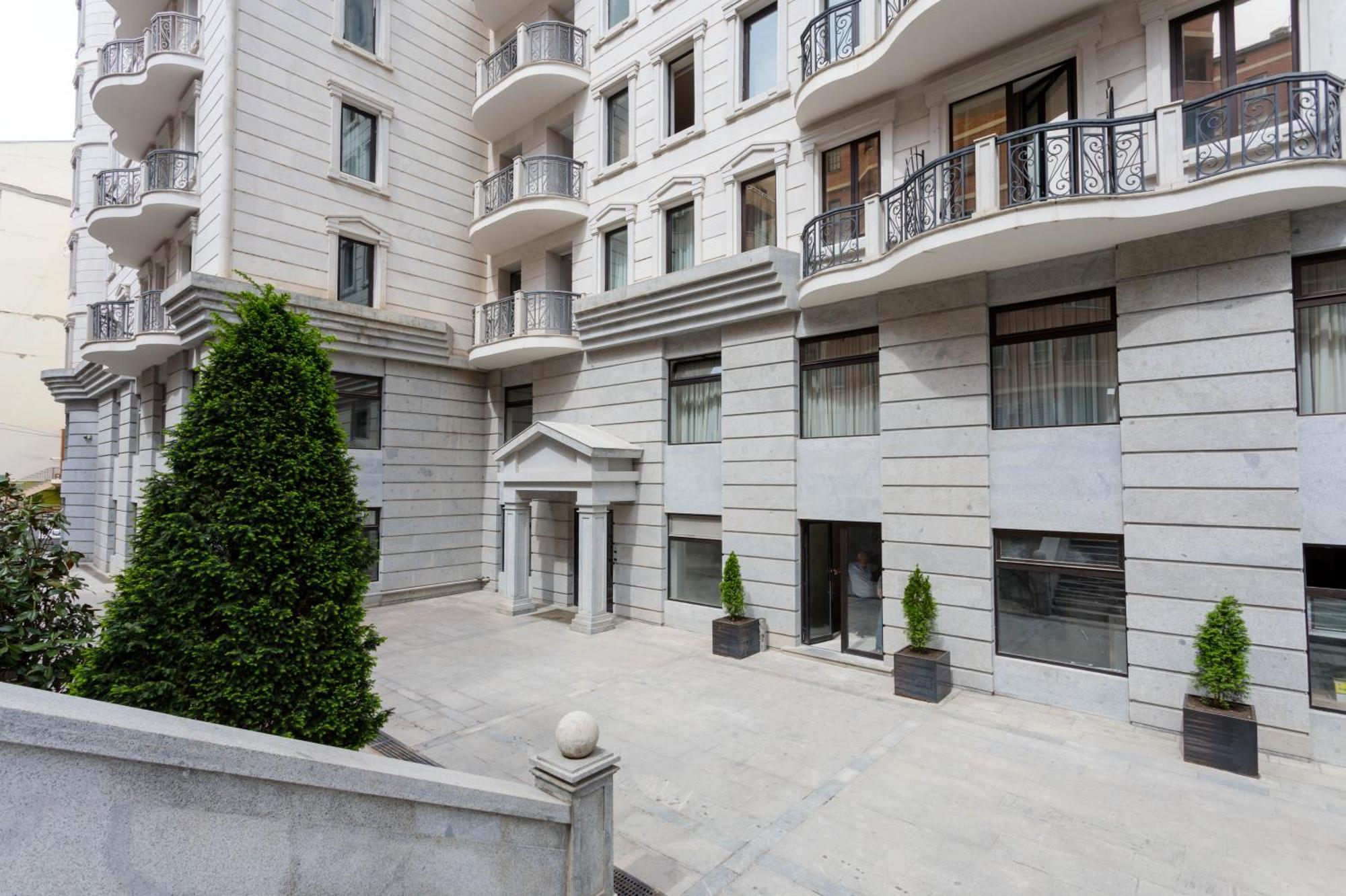 Serviced Apartment On Rustaveli Avenue 9 Tbilisi Luaran gambar